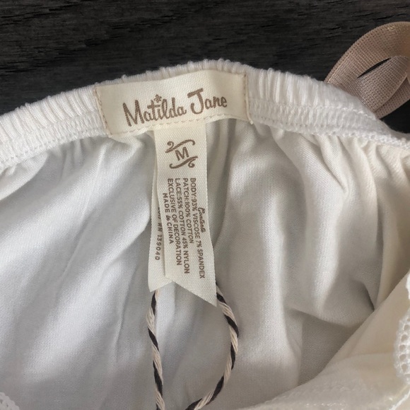 Matilda Jane Ivory Woman’s top extender - Picture 6 of 9